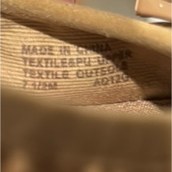 MICHAEL KORS LIGHT TAN VEGAN BALLET FLATS SZ 7.5 - Picture 10 of 10